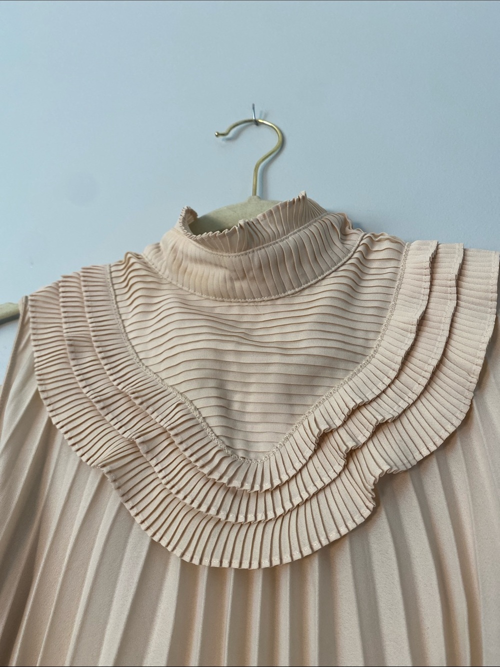 Lili Sidonio Molly Bracken Pleated Mock Neck Belted Dress Size Small - Picture 7 of 7